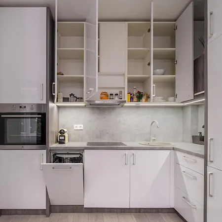 公寓 Dzintaru Beachside 1br With Courtyard View, Walk To Nature & Sea